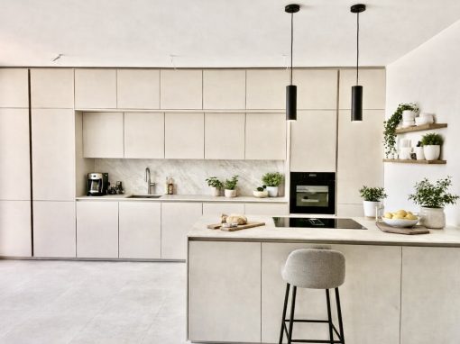 Geradlinig und schlicht (Klagenfurt)